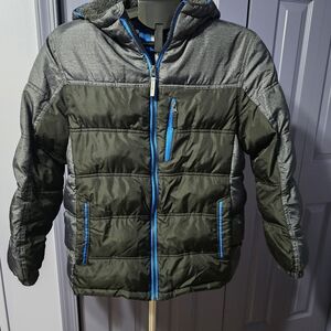 ZeroXposur Kids' Gray and Dark Green Puffer Jacket.
